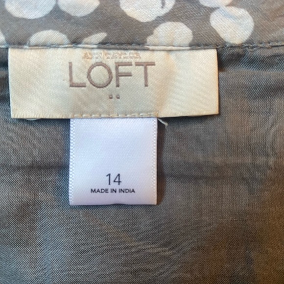 Ready for a fiesta with the ruffles on this skirt!  Get ready to dance 🕺🏽! - Picture 5 of 10